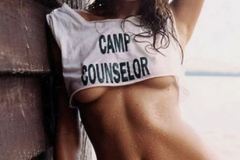underboob-31